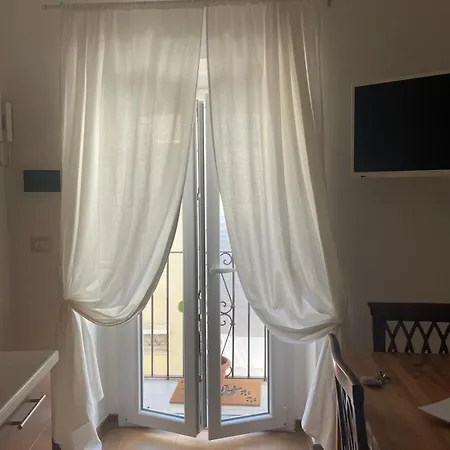 La Corte Del Castello * Μπάρι